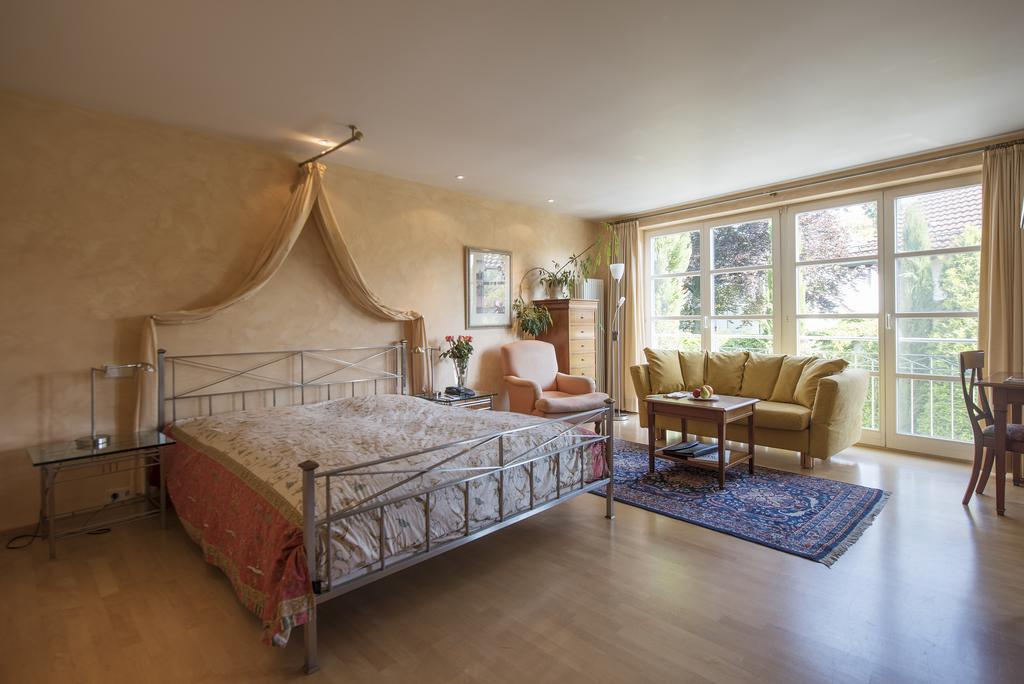 Artvilla Am See - Offen April Bis 18 Oktober 2025 Radolfzell am Bodensee Room photo